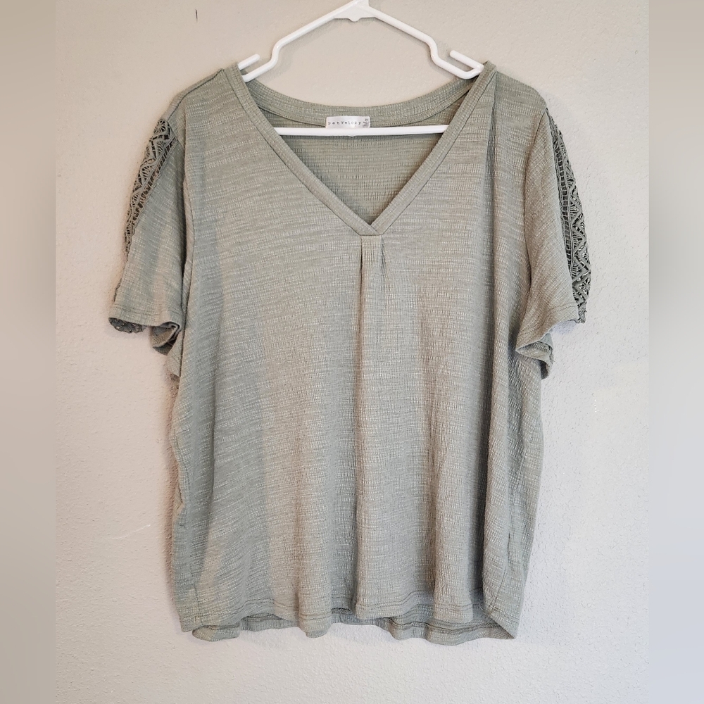 Retrelogy Olive Green Blouse Size 2X
